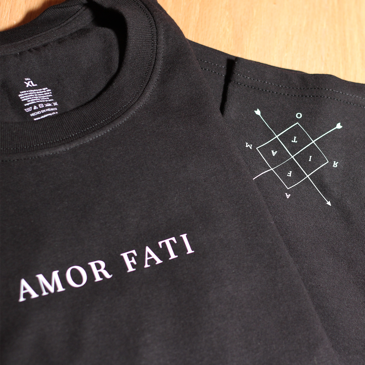 Playera oversize unisex Amor Fati